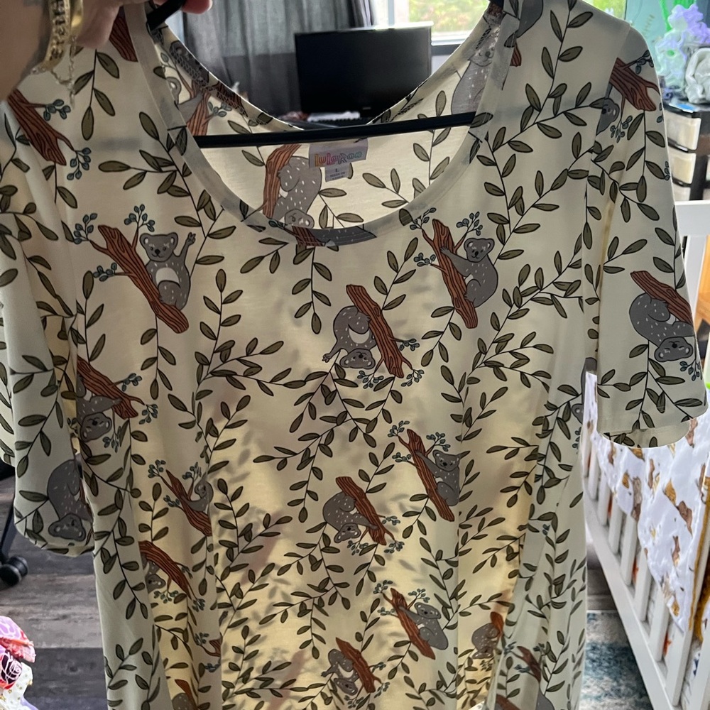 Lularoe cute Koala perfect T